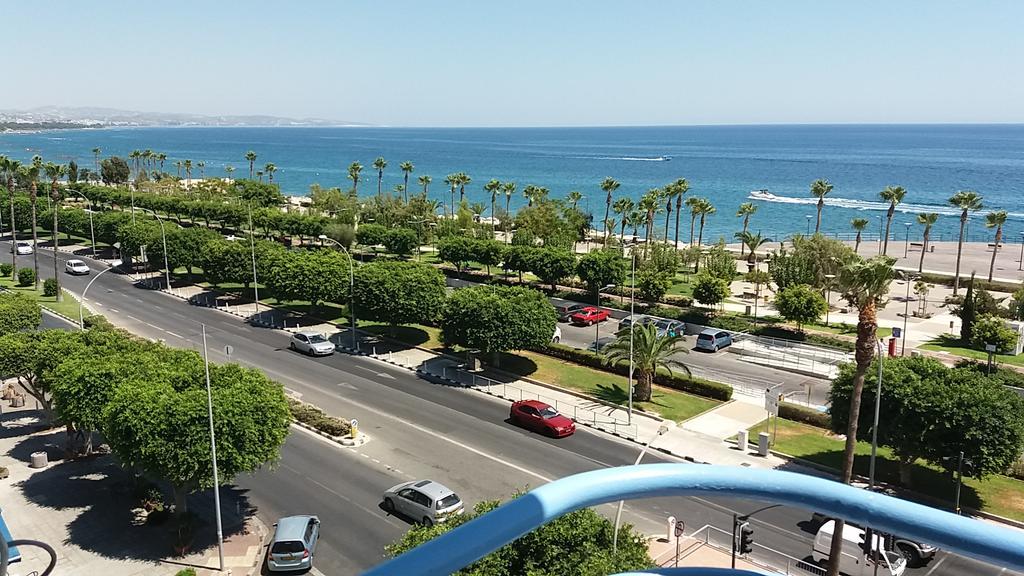 Sea Front & City Center, Amazing Sea View Лимасол Экстерьер фото