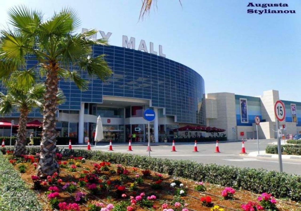 Sea Front & City Center, Amazing Sea View Лимасол Экстерьер фото
